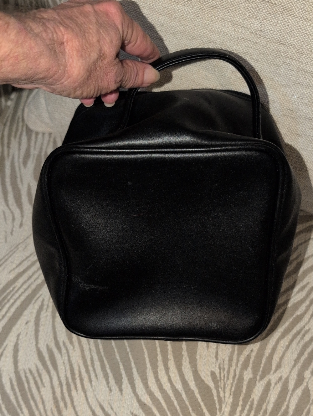 Yves Saint Laurent Beauty Toiletry Bag / Cosmetic Case - GWP